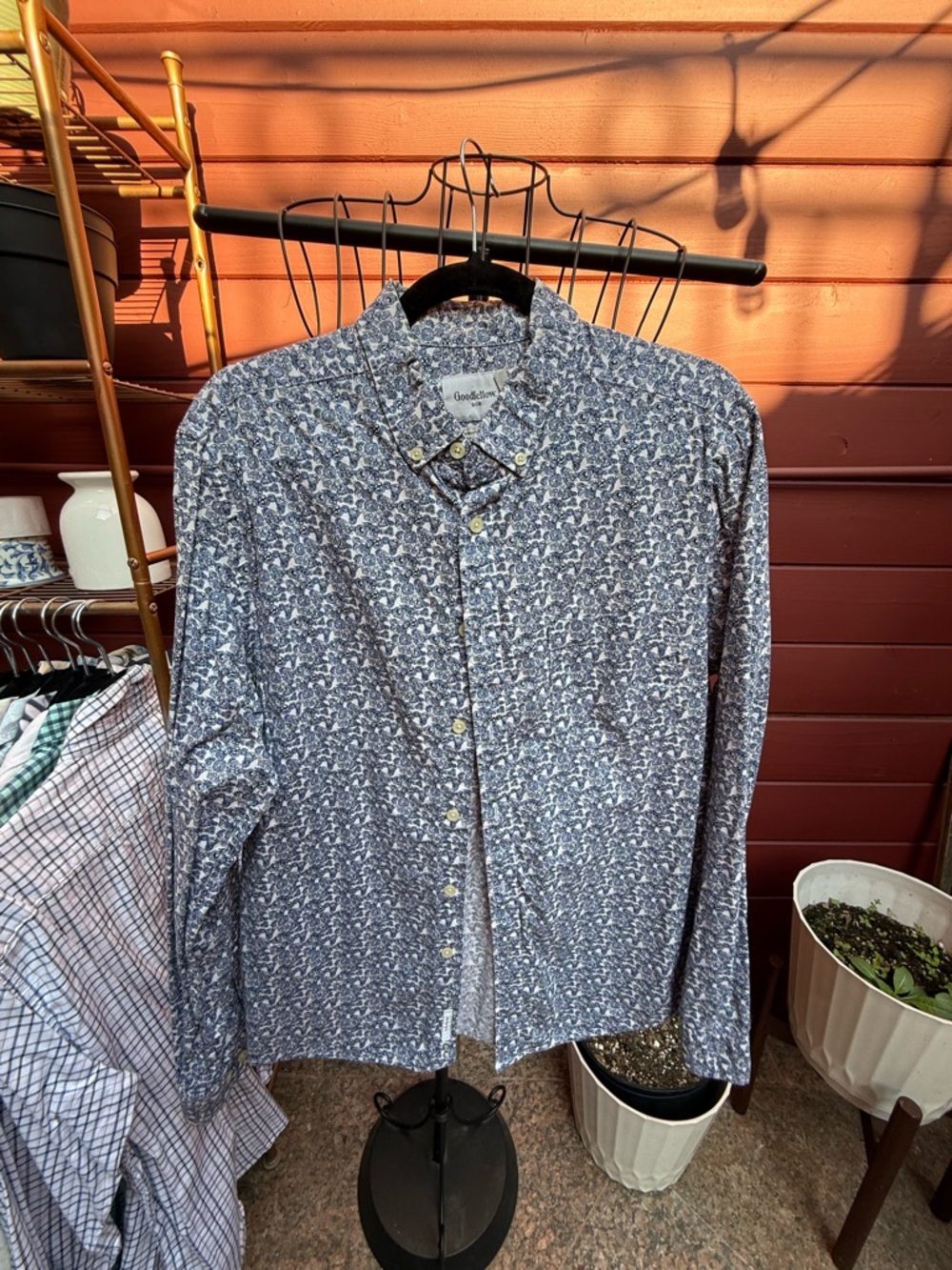 Goodfellow & Co Navy and White Floral Button-Down Shirt